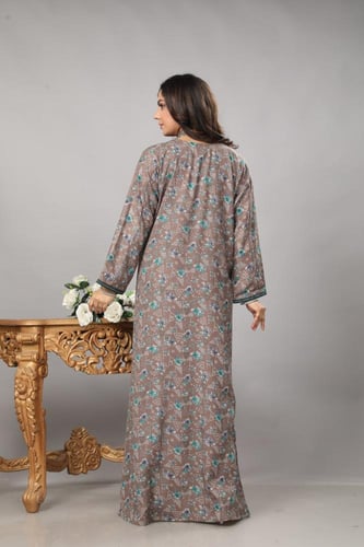 جلابية كشميري لون ترابي موديل SQ4-101