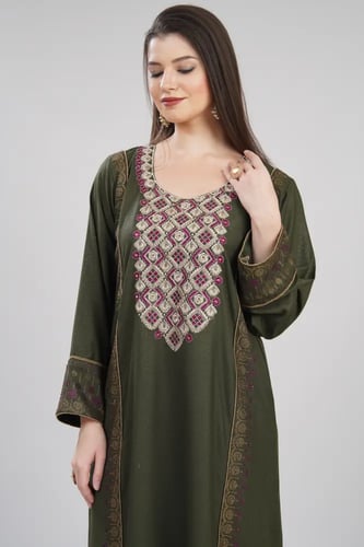 جلابية استايل بحريني لون زيتي موديل DB6-158