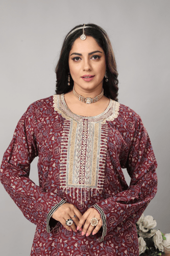 جلابية عودي مقاسات كبيره تطريز فصوص صدري موديل SV4...