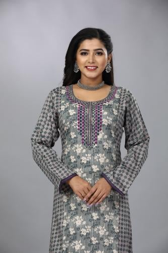 جلابية كشميري لون زيتي موديل SQ4-123