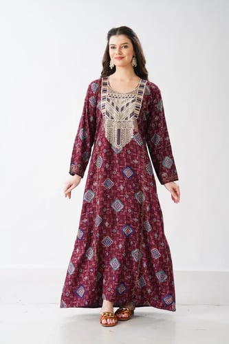 جلابية استايل مخور اماراتي لون عنابي موديل SX6-105