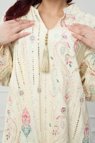 جلابية كويتي لون بيج فاتح موديل CH6-77