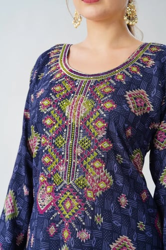 جلابية كشميري صدرية اردني لون كحلي موديل SQ6-190