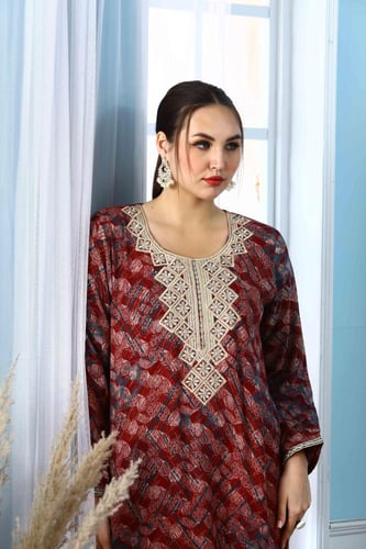 جلابية جامبو كشميري لون عودي موديل SD5-37