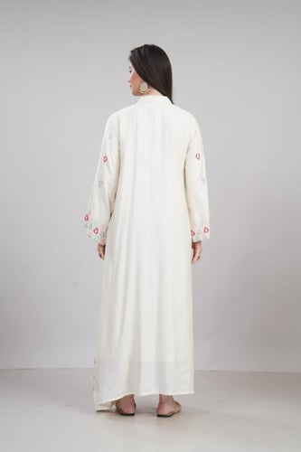 جلابية كتان استايل كويتي لون اوف وايت موديل KK6-91