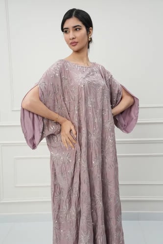 جلابية كويتي لون لحمي موديل CH6-92