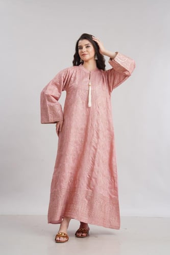 جلابية استايل كويتي لون وردي فاتح موديل KK6-99