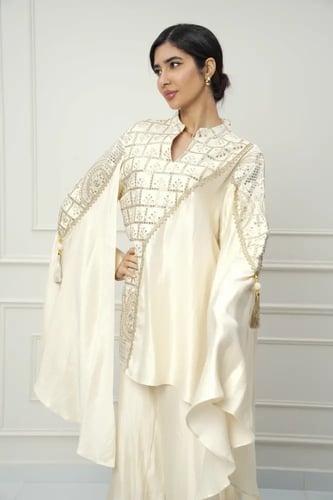 طقم بنطلون استايل تركي لون كريمي موديل CH6-3167A