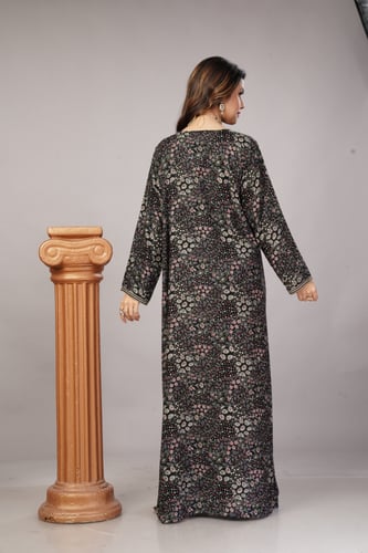 جلابية مقاسات كبيره لون اسود من الكشمير والقطن مود...