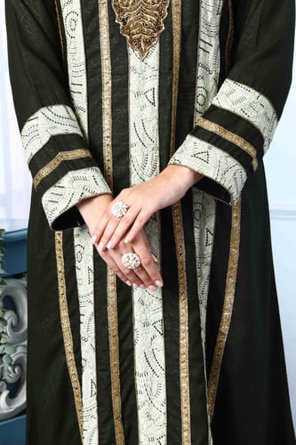 جلابية استقبال استايل بحريني لون زيتي موديل WS5-12...