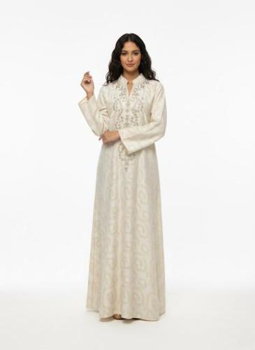 جلابية كويتي ستاتي لون بيج فاتح موديل CH6-107