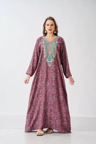 جلابية استايل مخور اماراتي لون لحمي موديل SX6-108