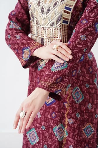 جلابية استايل مخور اماراتي لون عنابي موديل SX6-105