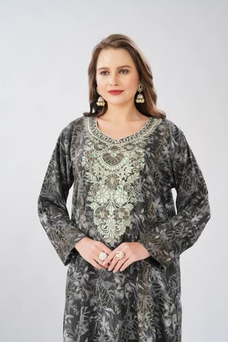 جلابية استايل مخور اماراتي لون زيتي موديل SX6-111