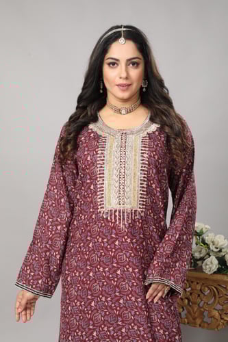 جلابية عودي مقاسات كبيره تطريز فصوص صدري موديل SV4...