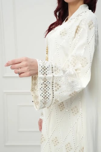 جلابية كويتي لون أوف وايت موديل CH6-73