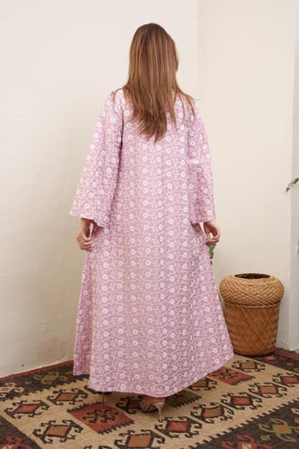 جلابية استايل كويتي لون بينك موديل 2A-6221