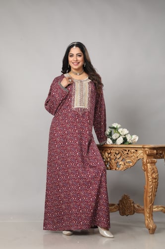 جلابية عودي مقاسات كبيره تطريز فصوص صدري موديل SV4...