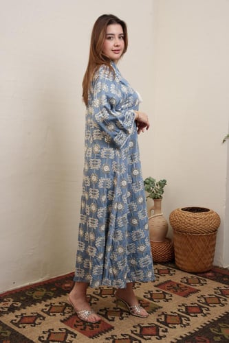 جلابية استايل كويتي لون ازرق موديل 2A5-6021