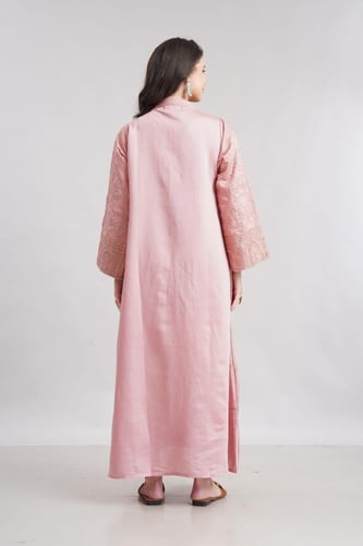 جلابية استايل كويتي لون وردي فاتح موديل KK6-99