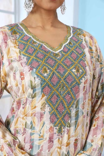 جلابية استايل امارتي لون موف فاتح موديل DB5-73A