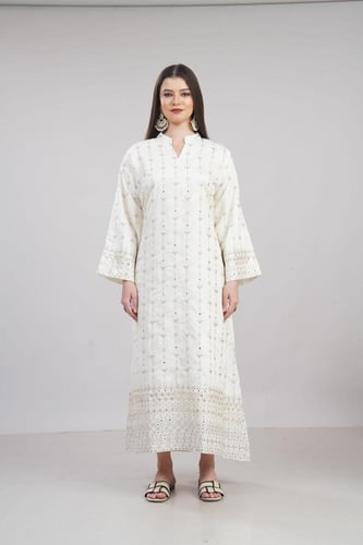 جلابية استايل كويتي لون اوف وايت موديل KK6-90