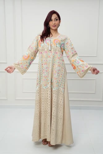 جلابية كويتي لون بيج فاتح موديل CH6-56