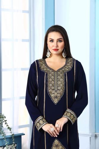 جلابية اماراتي لون كحلي بصدرية من القصب والحرير مو...