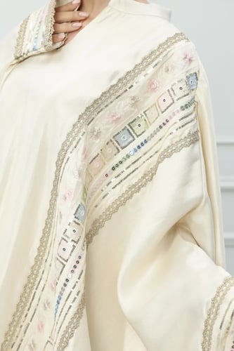 طقم بنطلون استايل تركي لون كريمي موديل CH6-3162A