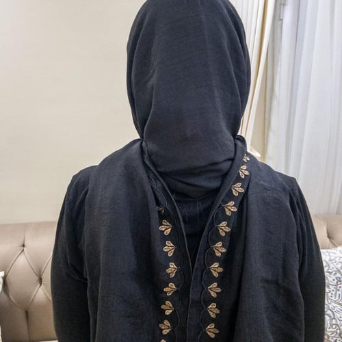 طرحة مطرزة لونين اسود بتطريز ذهبي موديل TR-026