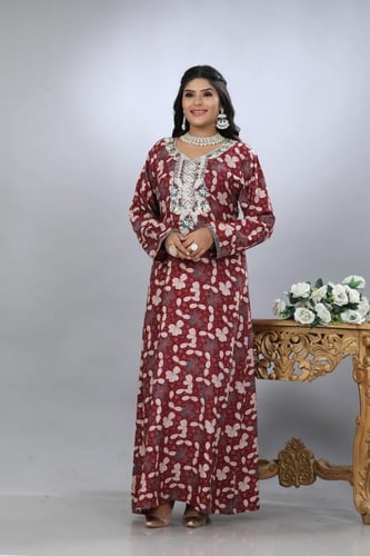 جلابية قطن كشميري عودي تطريز حرير موديل SQ4-91