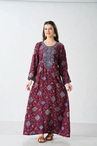 جلابية كشميري صدرية اردني لون عودي موديل SQ6-190