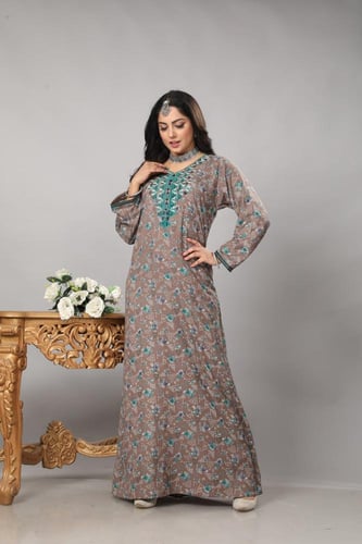 جلابية كشميري لون ترابي موديل SQ4-101