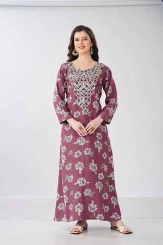 جلابية استايل مخور اماراتي لون لحمي موديل SX6-109