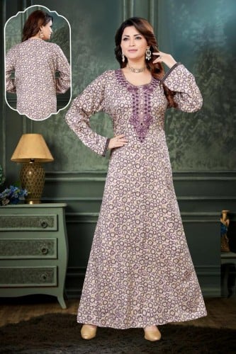 جلابية قطن ناعمه لون بيج و بنفسجي منقوشة موديل KB-...