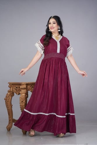 جلابية كويتية تطريز فصوص لون عنابي موديل KK4-061