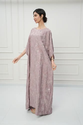 جلابية كويتي لون لحمي موديل CH6-92