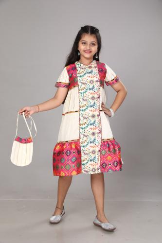 جلابية قرقيعان بناتي لون بينك موديل BB-08