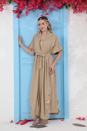 جلابية استايل كويتي لون كافيه فاتح موديل CH5-23