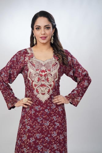 جلابية جامبو مخور كشميري لون عودي موديل SV5-81