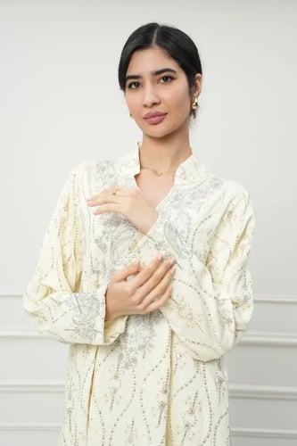 جلابية كويتي لون كريمي موديل CH6-105