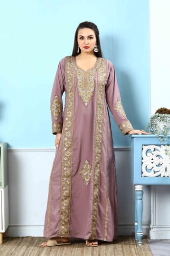 جلابية استايل اماراتي لون وردي موديل KK5-74