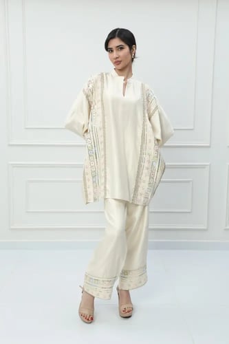 طقم بنطلون استايل تركي لون كريمي موديل CH6-3162A