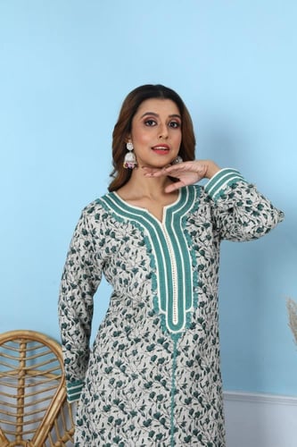 جلابية ستايل مغربي لون اخضر موديل DB4-64