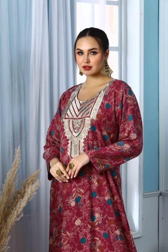 مخور اماراتي جامبو لون فوشي غامق موديل SV5-054