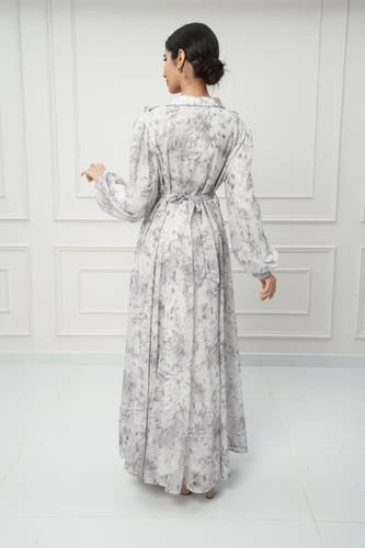 جلابية كويتي لون ابيض مع رصاصي موديل CH5-13