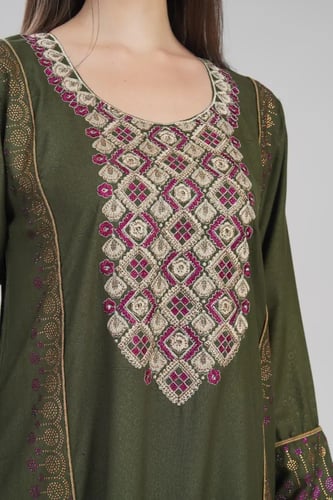 جلابية استايل بحريني لون زيتي موديل DB6-158