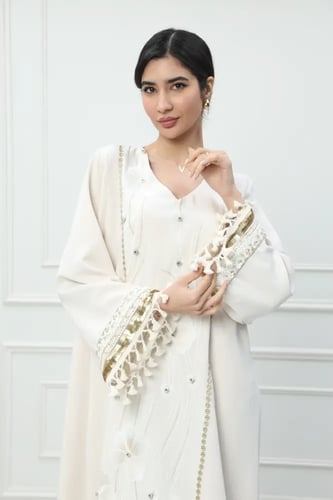 جلابية استايل كويتي لون سكري موديل CH6-118