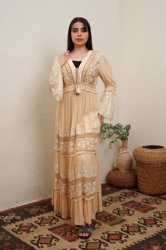 جلابية فري سايز استايل كويتي لون بيج موديل DK4-01