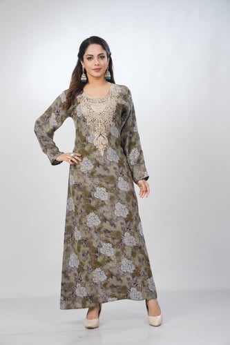 جلابية جامبو مخور كشميري لون زيتي موديل SV5-79